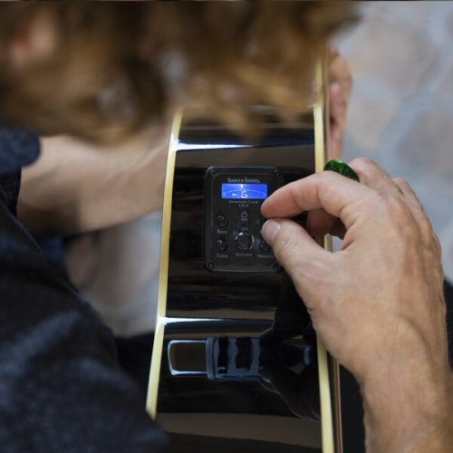 Washburn EA55G-A Festival Series Cutaway Acoustic/Electric Guitar. Koa Burst