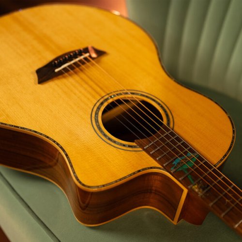 Washburn Allure SC56S Bella Tono Studio Cutaway Acoustic Electric Guitar. Gloss Natural