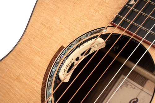 Cort ABSTRACTDELTA Masterpiece Series Abstract Delta Acoustic-Electric Guitar. Natural Glossy