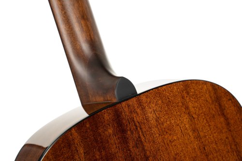 Cort L60NAT Luce Series L60 Orchestra Acoustic Guitar. Natural Gloss