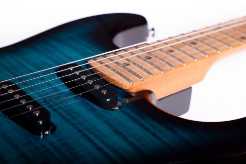 Washburn Sonamaster Elite Double Cutaway Electric Guitar. Flame Blue Burst