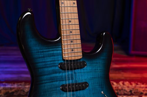 Washburn Sonamaster Elite Double Cutaway Electric Guitar. Flame Blue Burst