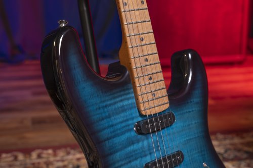 Washburn Sonamaster Elite Double Cutaway Electric Guitar. Flame Blue Burst
