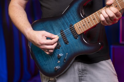 Washburn Sonamaster Elite Double Cutaway Electric Guitar. Flame Blue Burst