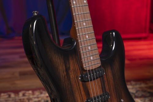 Washburn Sonamaster Elite Double Cutaway Electric Guitar. Striped Ebony