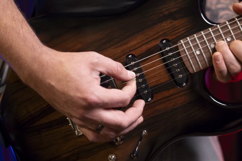 Washburn Sonamaster Elite Double Cutaway Electric Guitar. Striped Ebony