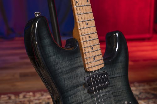 Washburn Sonamaster Elite Double Cutaway Electric Guitar. Flame Black Burst