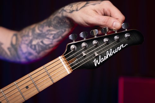 Washburn Sonamaster Elite Double Cutaway Electric Guitar. Flame Black Burst