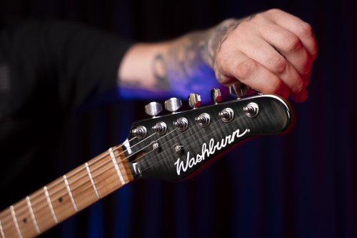 Washburn Sonamaster Elite Double Cutaway Electric Guitar. Flame Black Burst