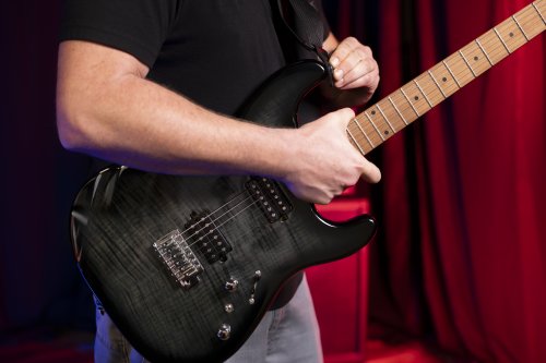 Washburn Sonamaster Elite Double Cutaway Electric Guitar. Flame Black Burst