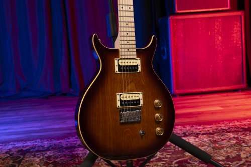 Washburn R5TS Wing Series Raven Electric Guitar. Tobacco Sunburst