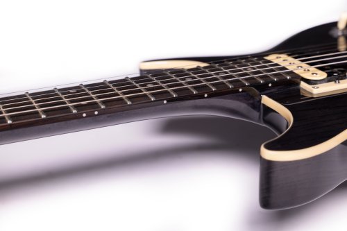 Washburn H10TB Wing Series Hawk Electric Guitar. Trans Black