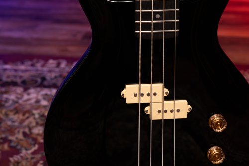 Washburn SB4B Wing Series Scavenger Electric Bass. Black