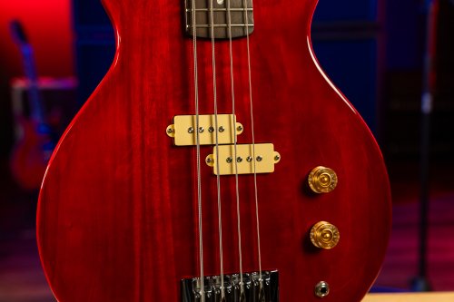Washburn SB4R Wing Series Scavenger Electric Bass. Trans Red
