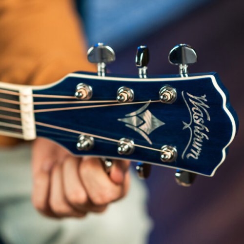 Washburn EA15 Festival Series Mini Jumbo Cutaway Acoustic Electric Guitar. Flame Transparent Blue