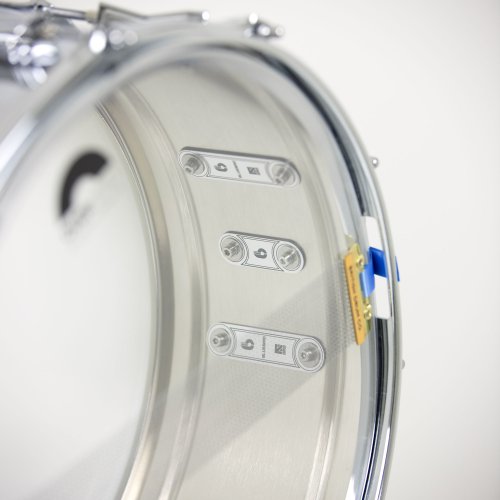 British Drum Co. BB-14-60-SN Bluebird Series Chrome Over Brass Snare. 6" x 14"