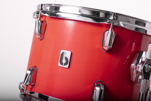 British Drum Co. ENG-22-CB-SSC Enigma Series Club Kit. Satin Scarlett 12", 16", 22"
