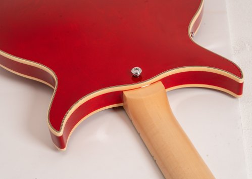 Washburn SH35TR Wing Series Semi Hollow Electric Guitar. Trans Red