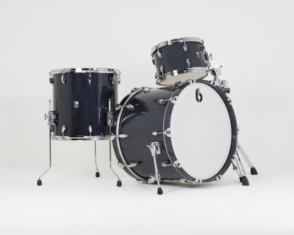 British Drum Co. LEG-22-CBUS-RG Legend Series US Club 22 Kit. Ravenglass (13", 16", 22")