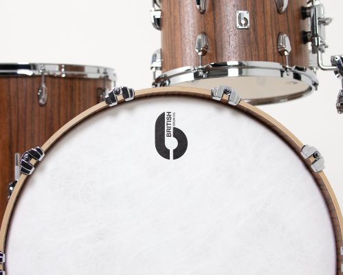 British Drum Co. LEG-22-CBUS-SUM Legend Series US Club 22 Kit. Sumatra (13", 16", 22")