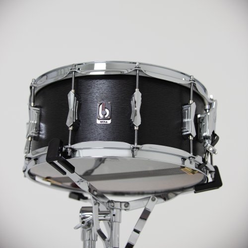 British Drum Co. ICA-14-65-SN Nicko McBrain Signature Series Icarus Black Oak Snare. 6.5" x 14"