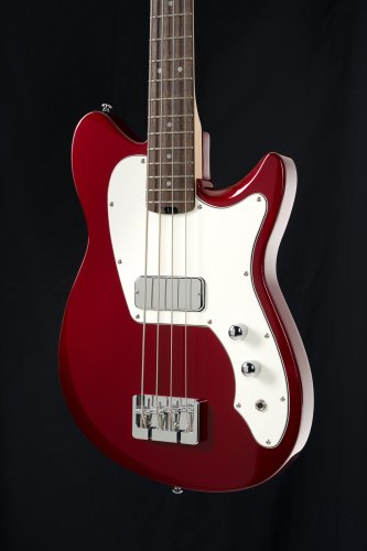 Cort Retro 304 Short-Scale 4-String Bass Guitar with Gig Bag. Candy Apple Red