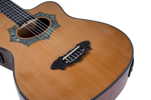 Oscar Schmidt OH30SCE Acoustic Electric Requinto w/Bag. Natural